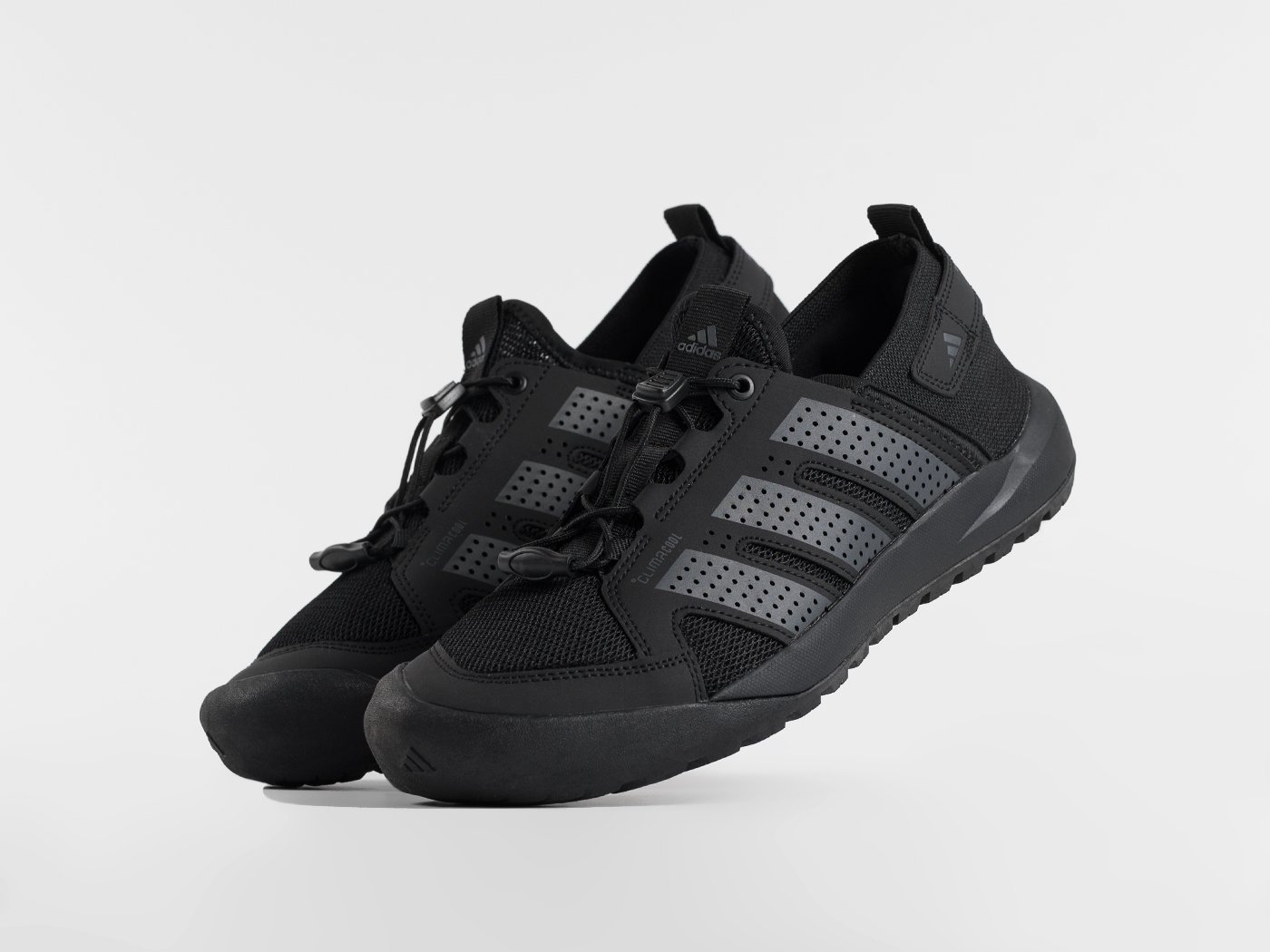 Кроссовки Adidas Daroga 25