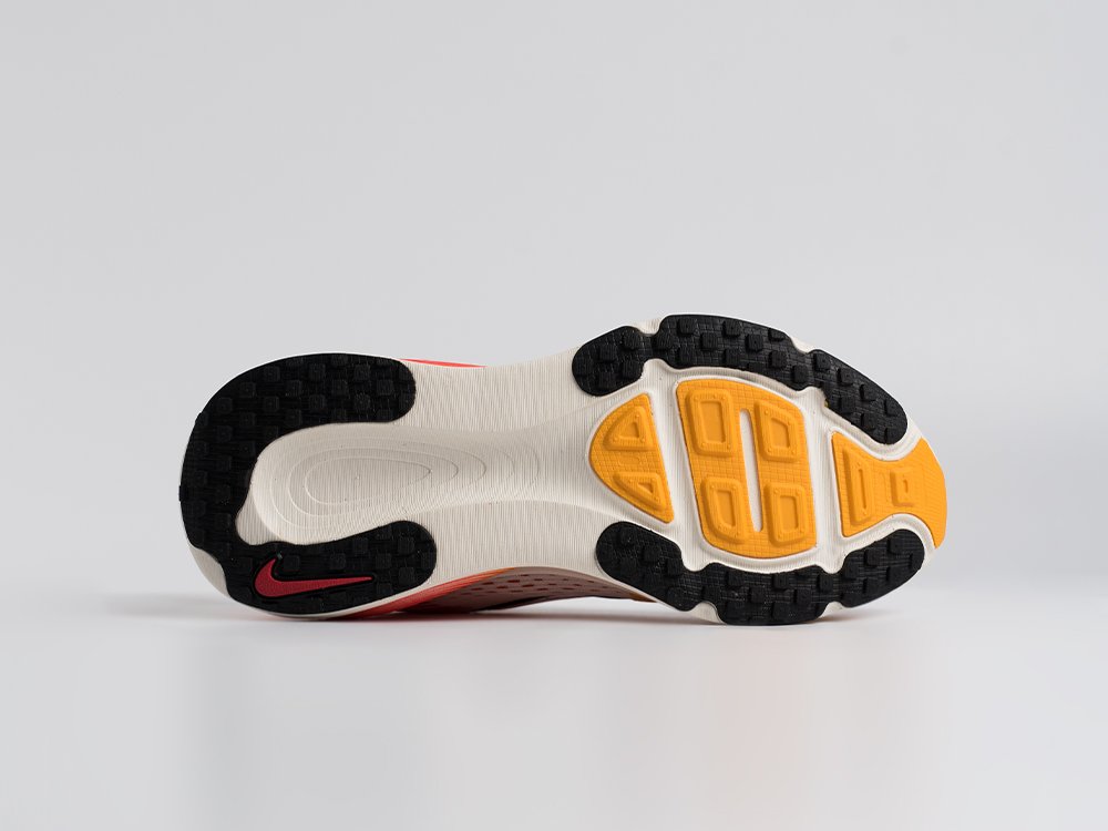 Кроссовки Nike Vomero 18