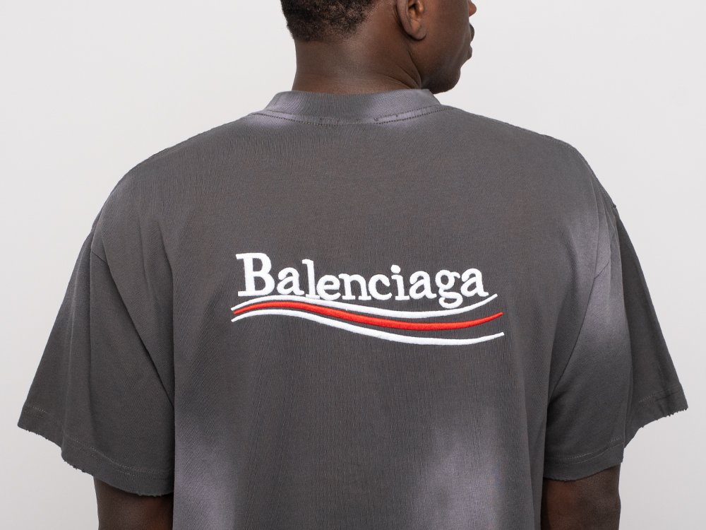 Футболка Balenciaga