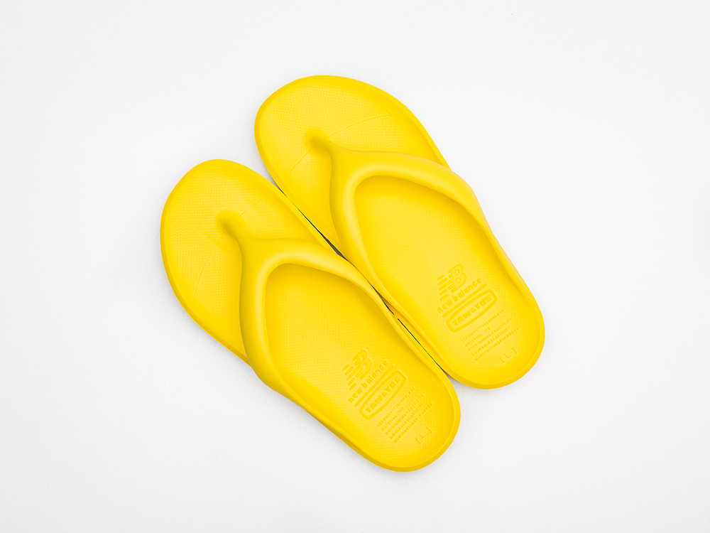 Сланцы New Balance