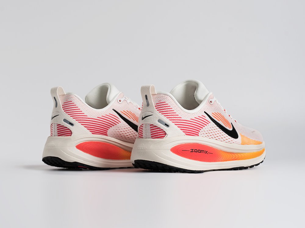 Кроссовки Nike Vomero 18