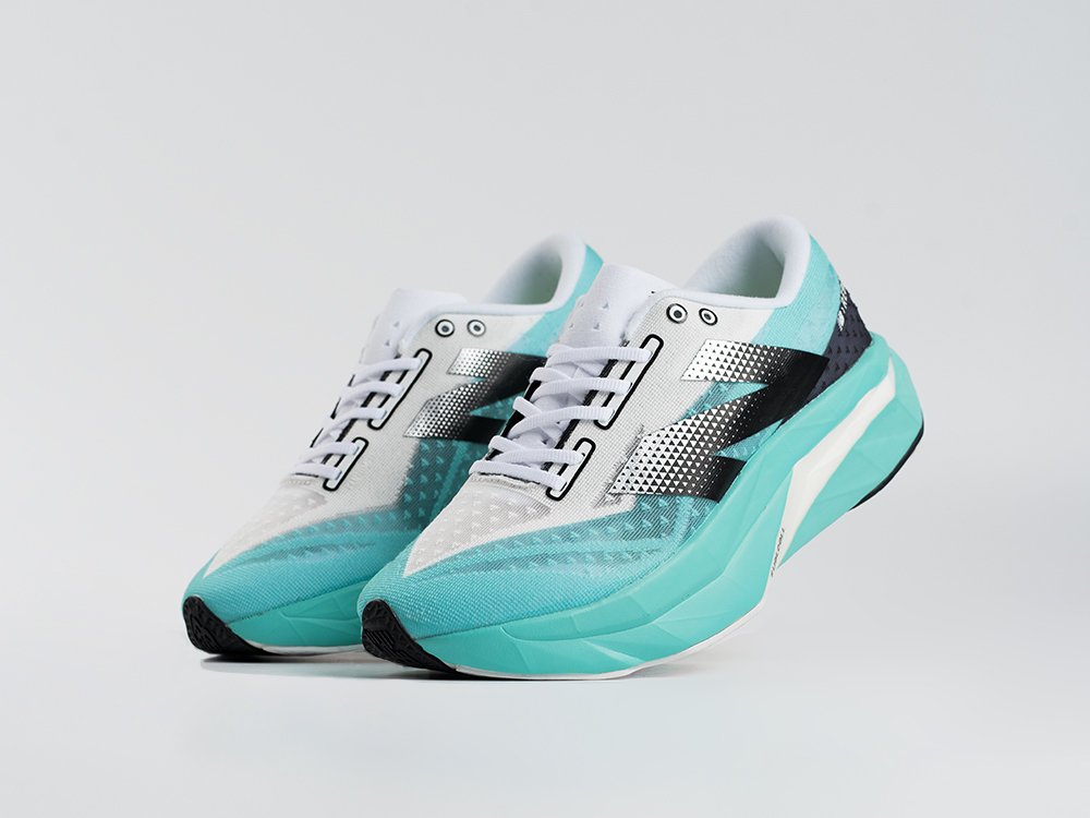 Кроссовки New Balance FuelCell Rebel V4