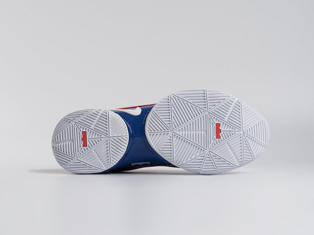 Кроссовки Nike Lebron XXII