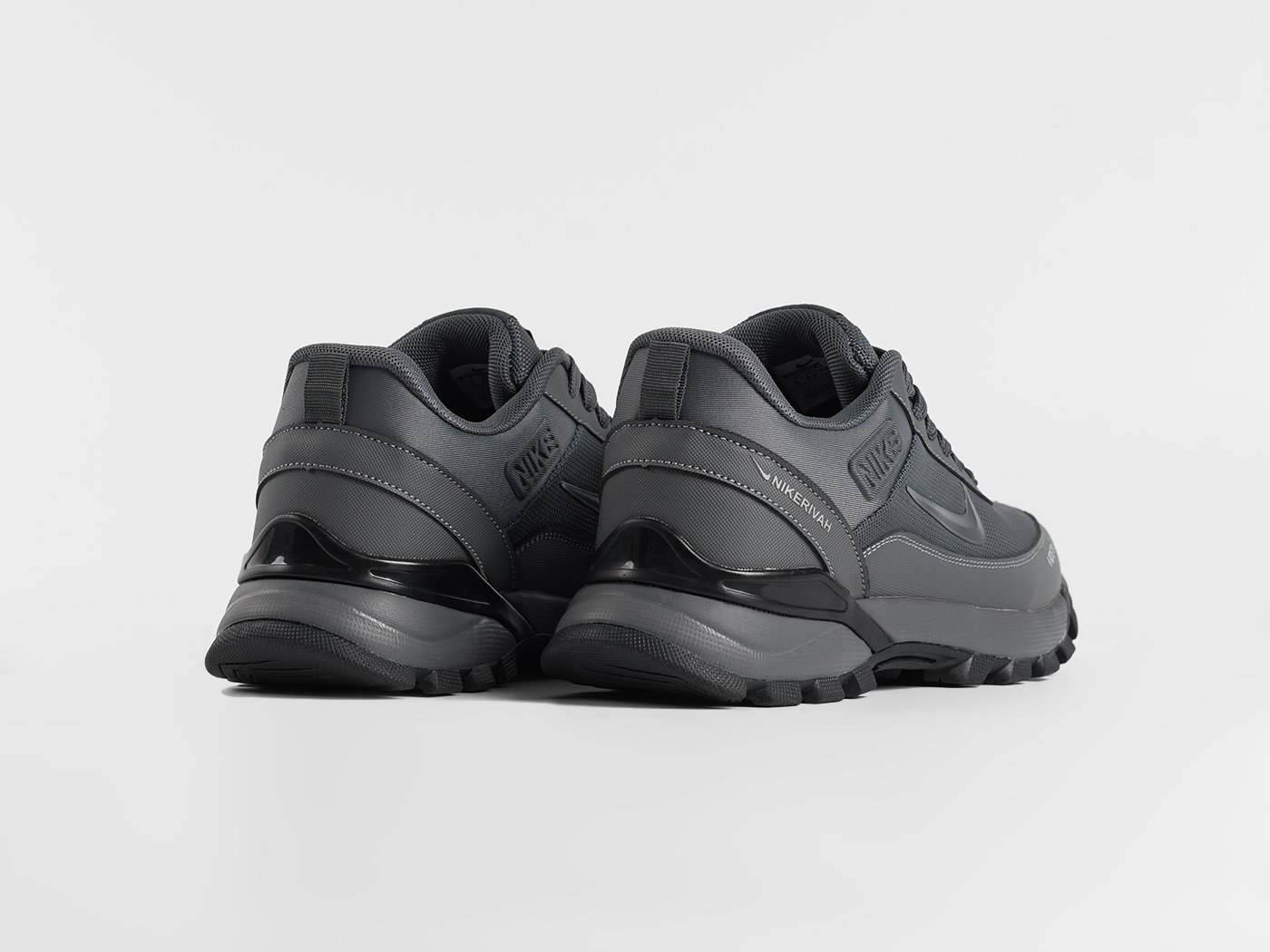 Кроссовки Nike Rivah Low