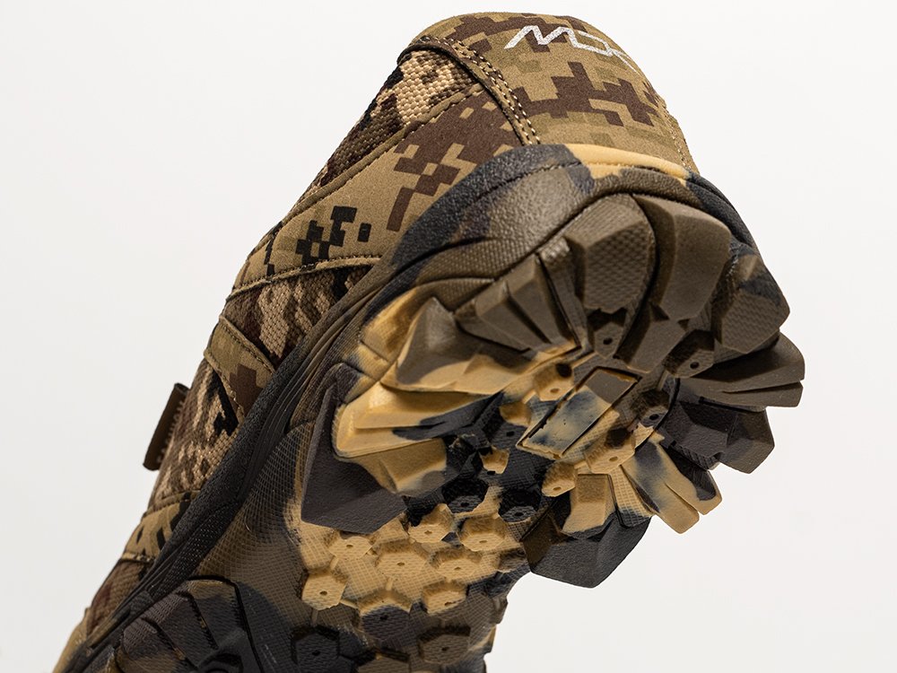 Кроссовки ONE