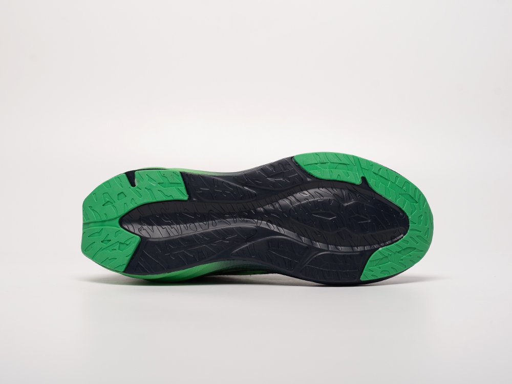 Кроссовки Asics Novablast 3