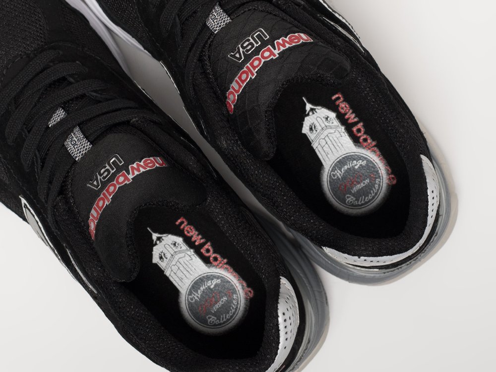 Кроссовки New Balance 990 v3