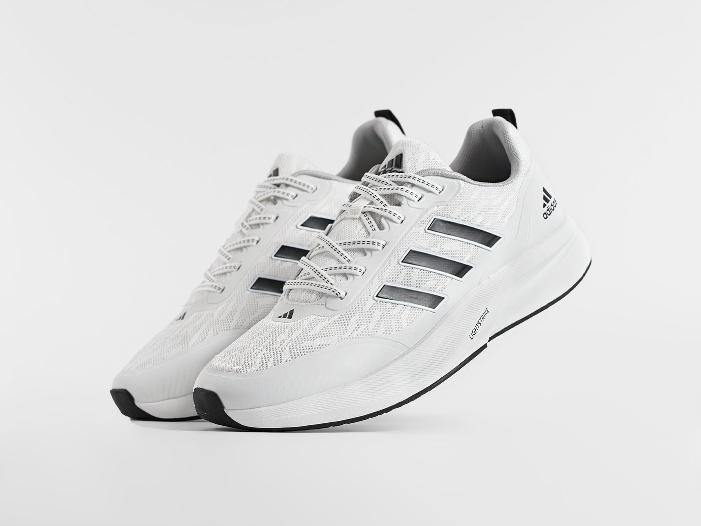 Кроссовки Adidas