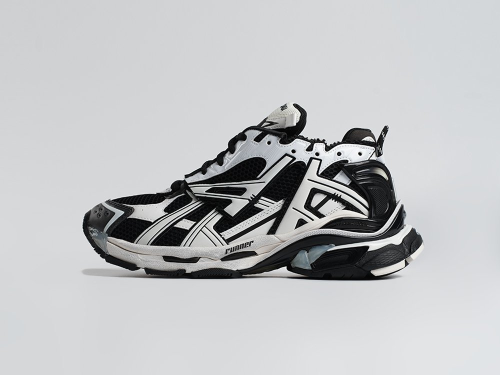 Кроссовки Balenciaga Runner