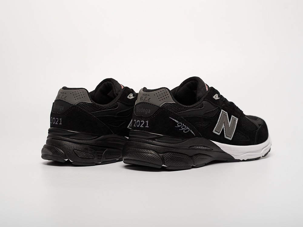 Кроссовки New Balance 990 v3