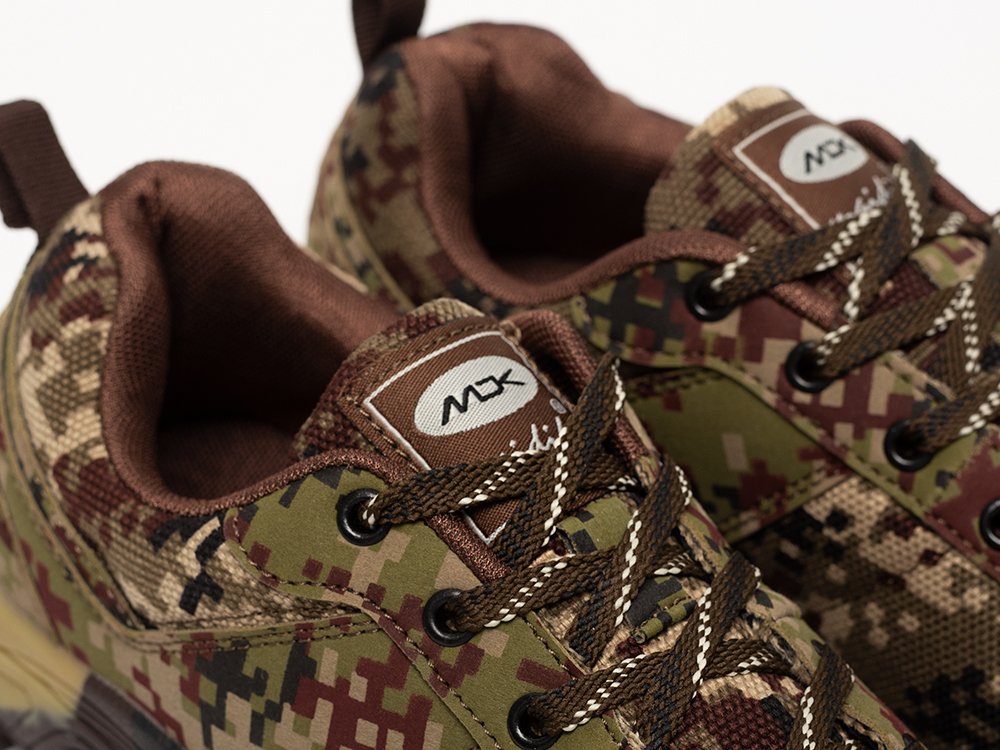 Кроссовки ONE