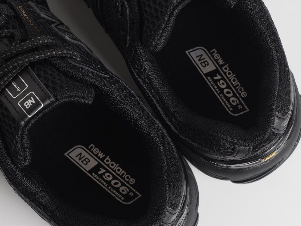 Кроссовки New Balance 1906R