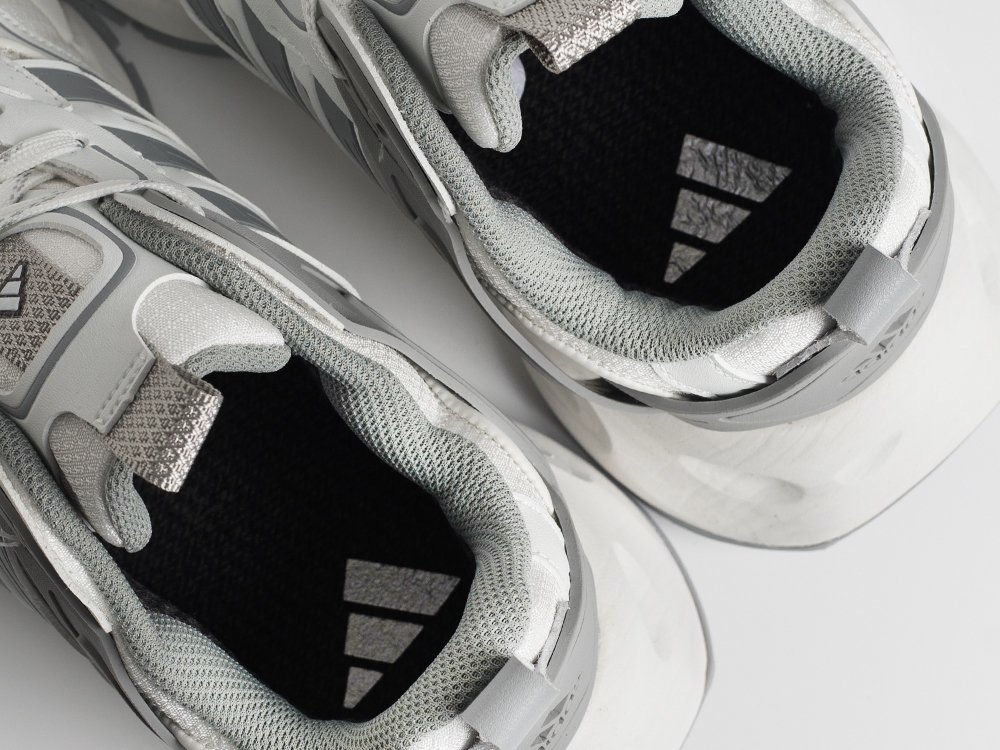 Кроссовки Adidas Vento XLG Deluxe