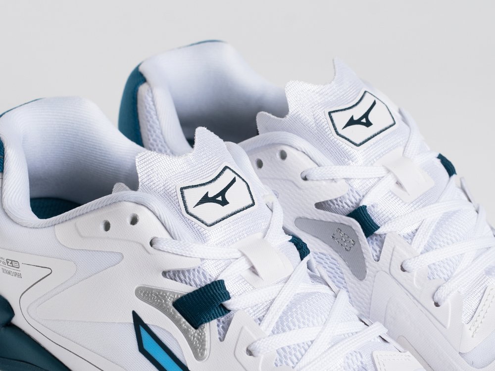 Кроссовки Mizuno Wave Lightning Z8