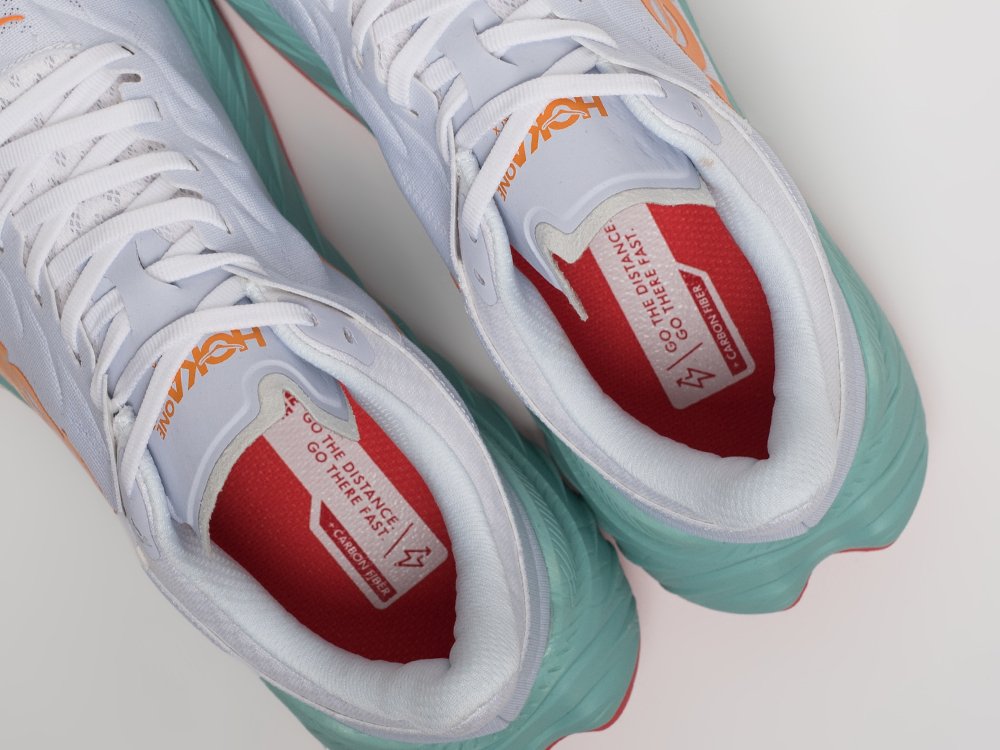 Кроссовки Hoka Carbon X 2