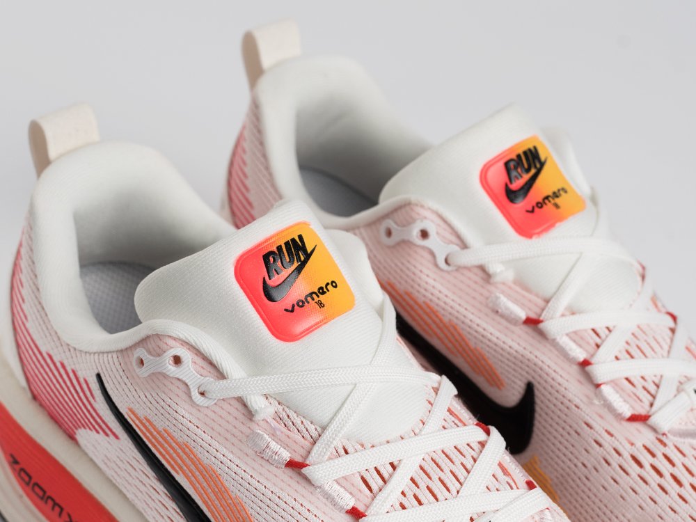 Кроссовки Nike Vomero 18