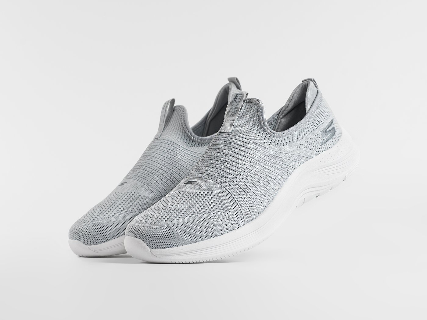 Кроссовки Skechers