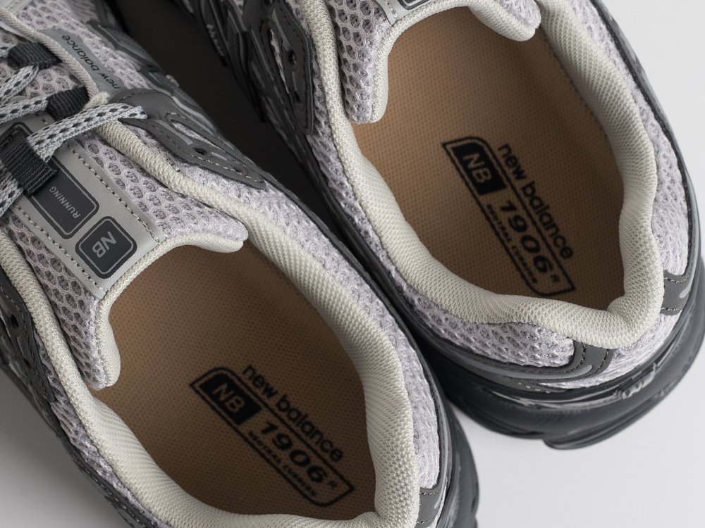 Кроссовки New Balance 1906R