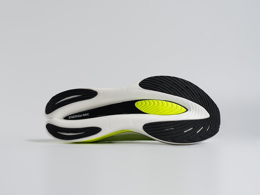 Кроссовки New Balance FuelCell SC Elite v3