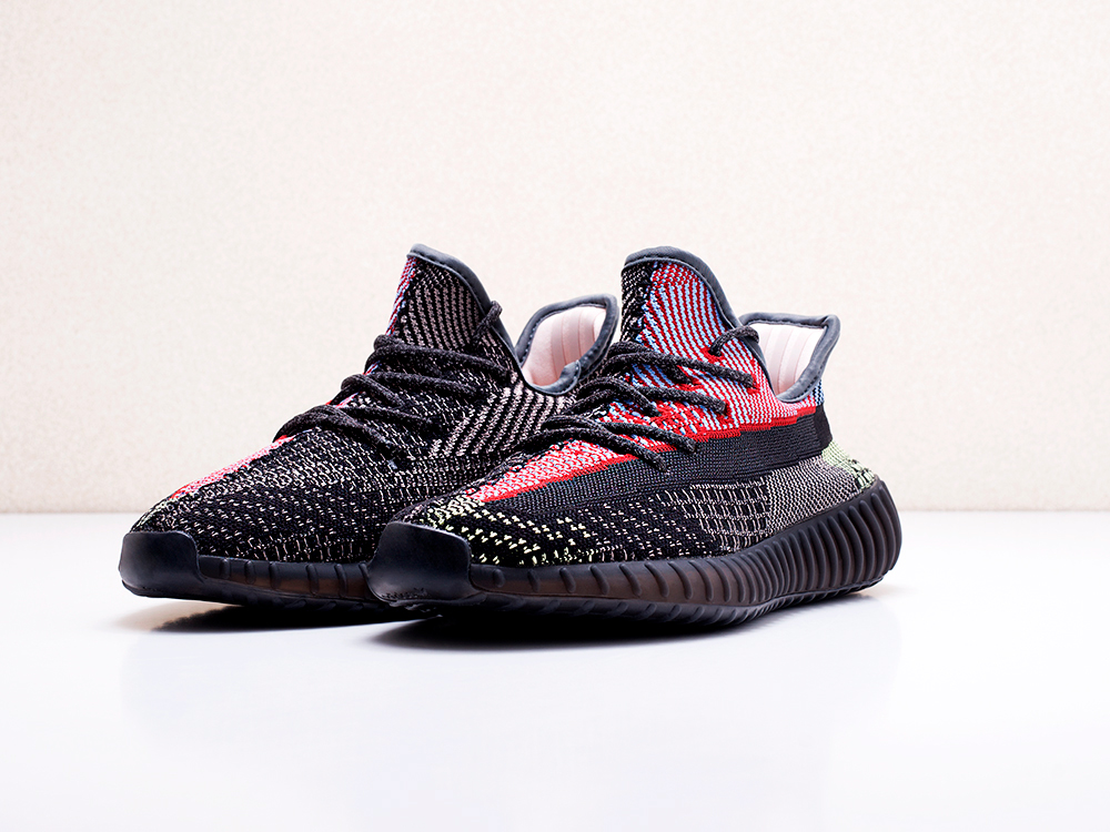 Кроссовки Adidas Yeezy 350 Boost v2
