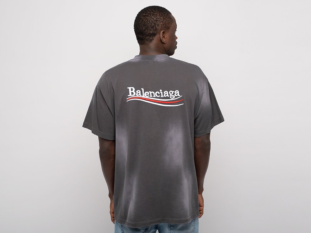Футболка Balenciaga