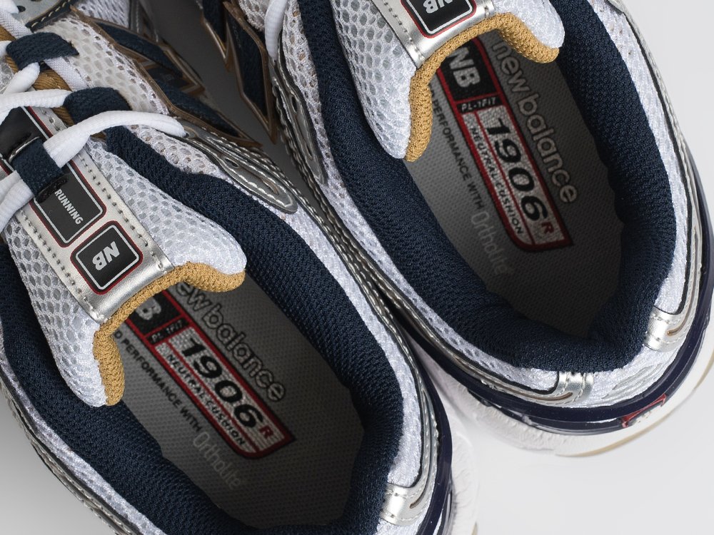 Кроссовки New Balance 1906R