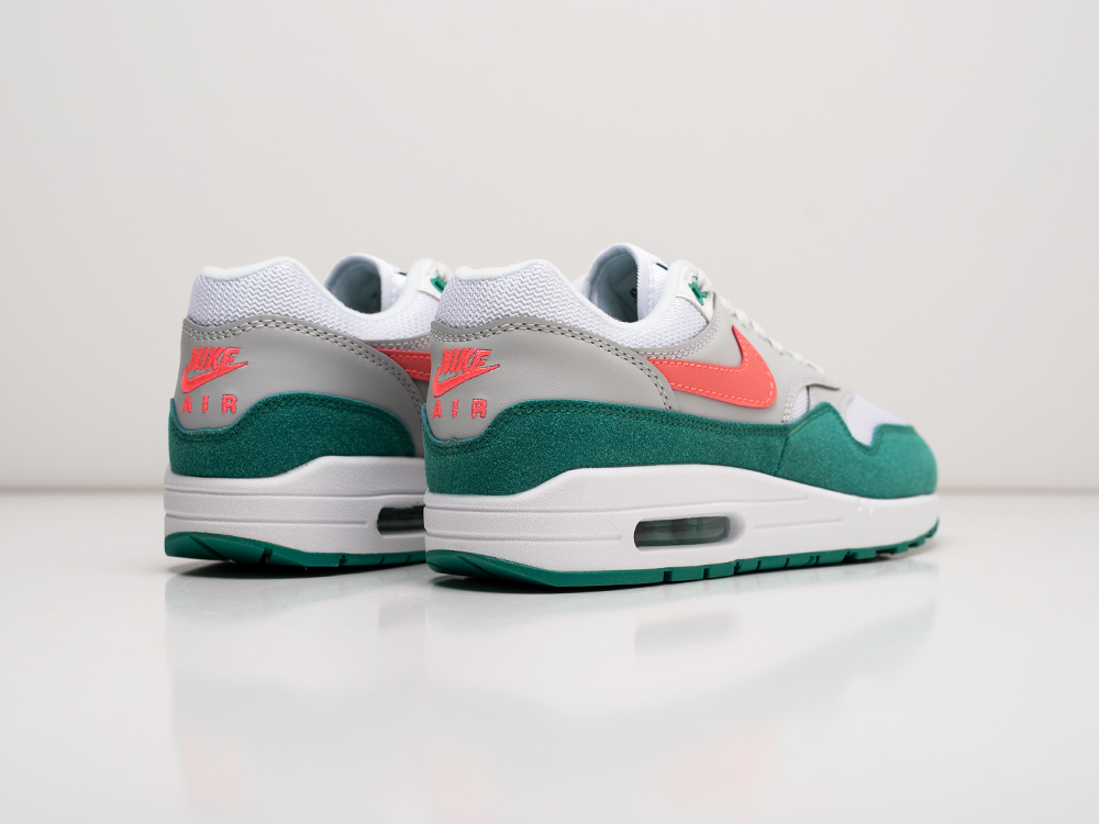 Кроссовки Nike Air Max 1