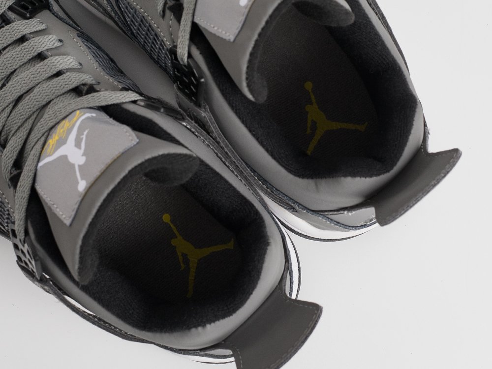 Кроссовки Nike Air Jordan 4 Retro