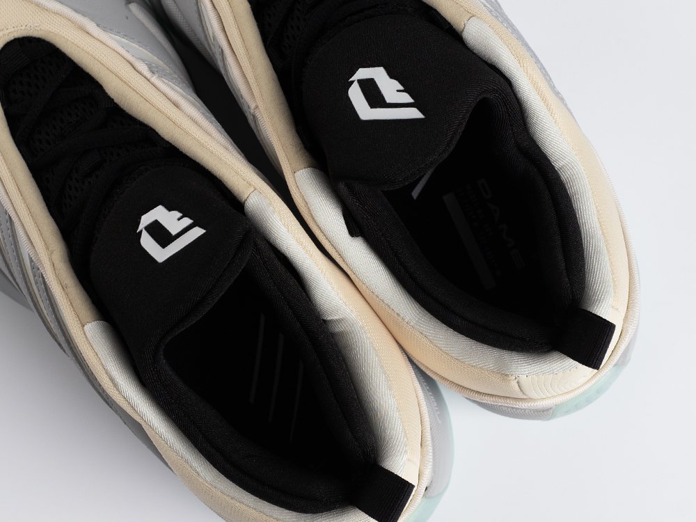 Кроссовки Adidas Dame 9