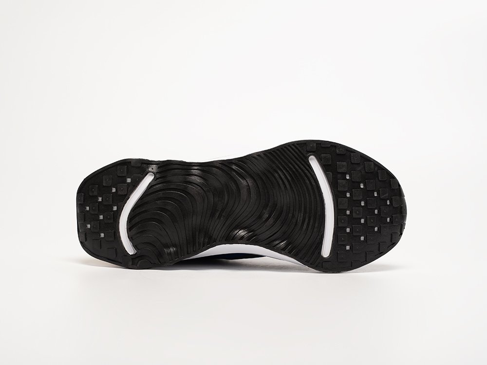 Кроссовки Nike Motiva