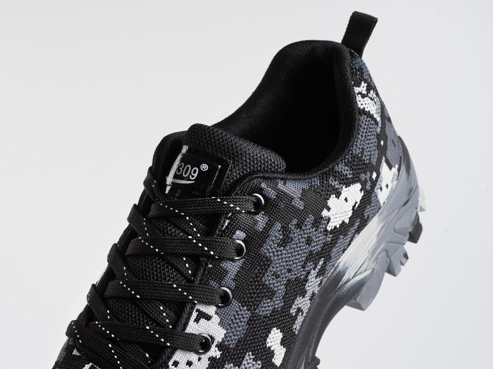 Кроссовки ONE