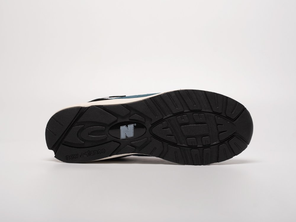 Кроссовки New Balance 990 v2