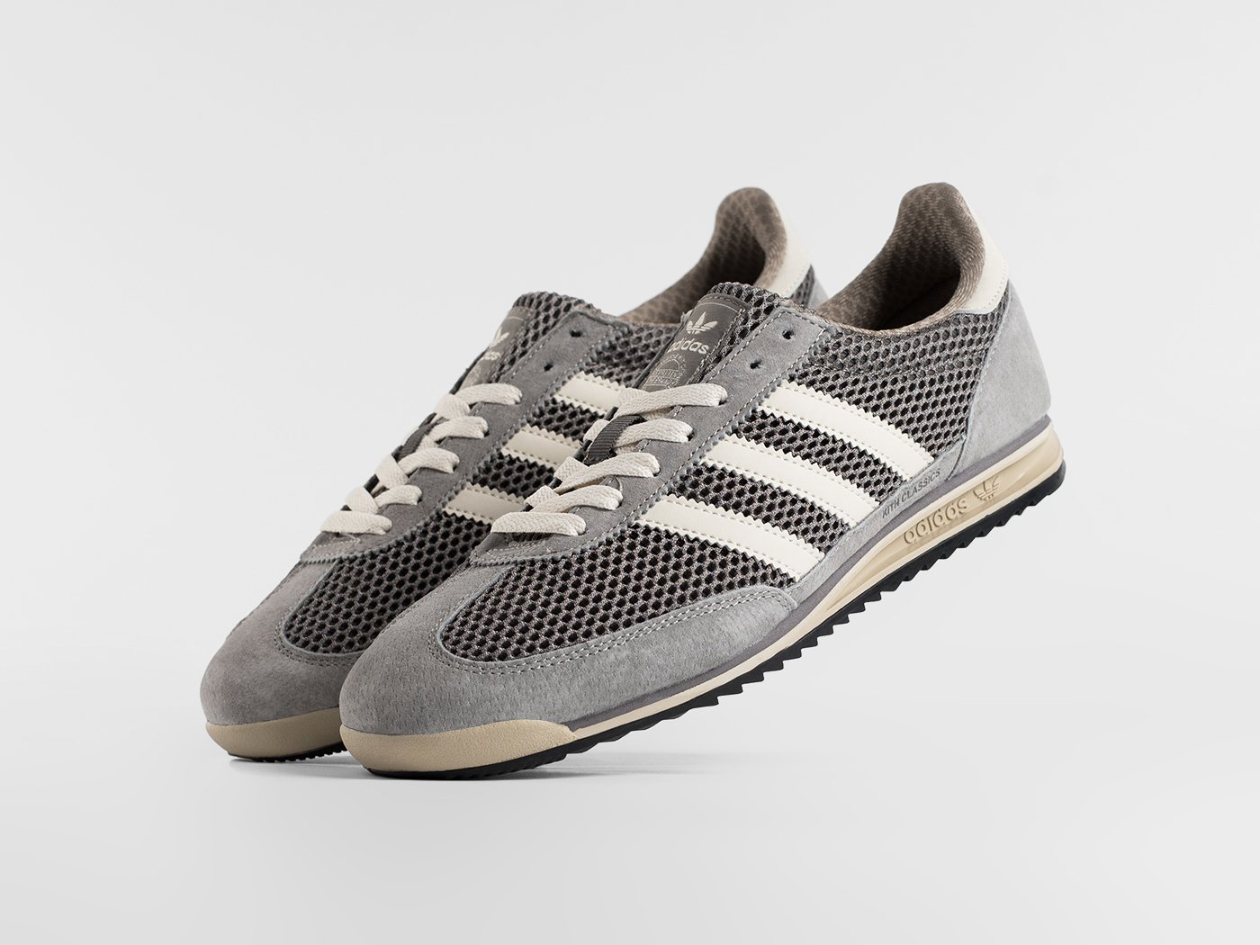 Кроссовки Wales Bonner X Adidas SL 76