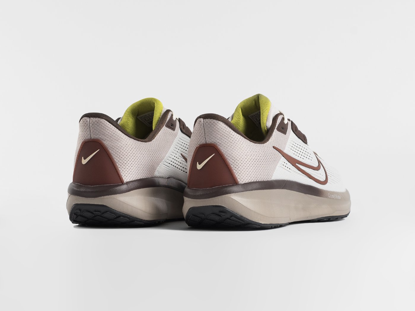 Кроссовки Nike