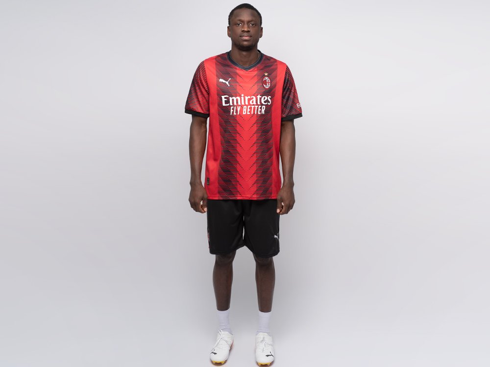 Футбольная форма Puma AC Milan
