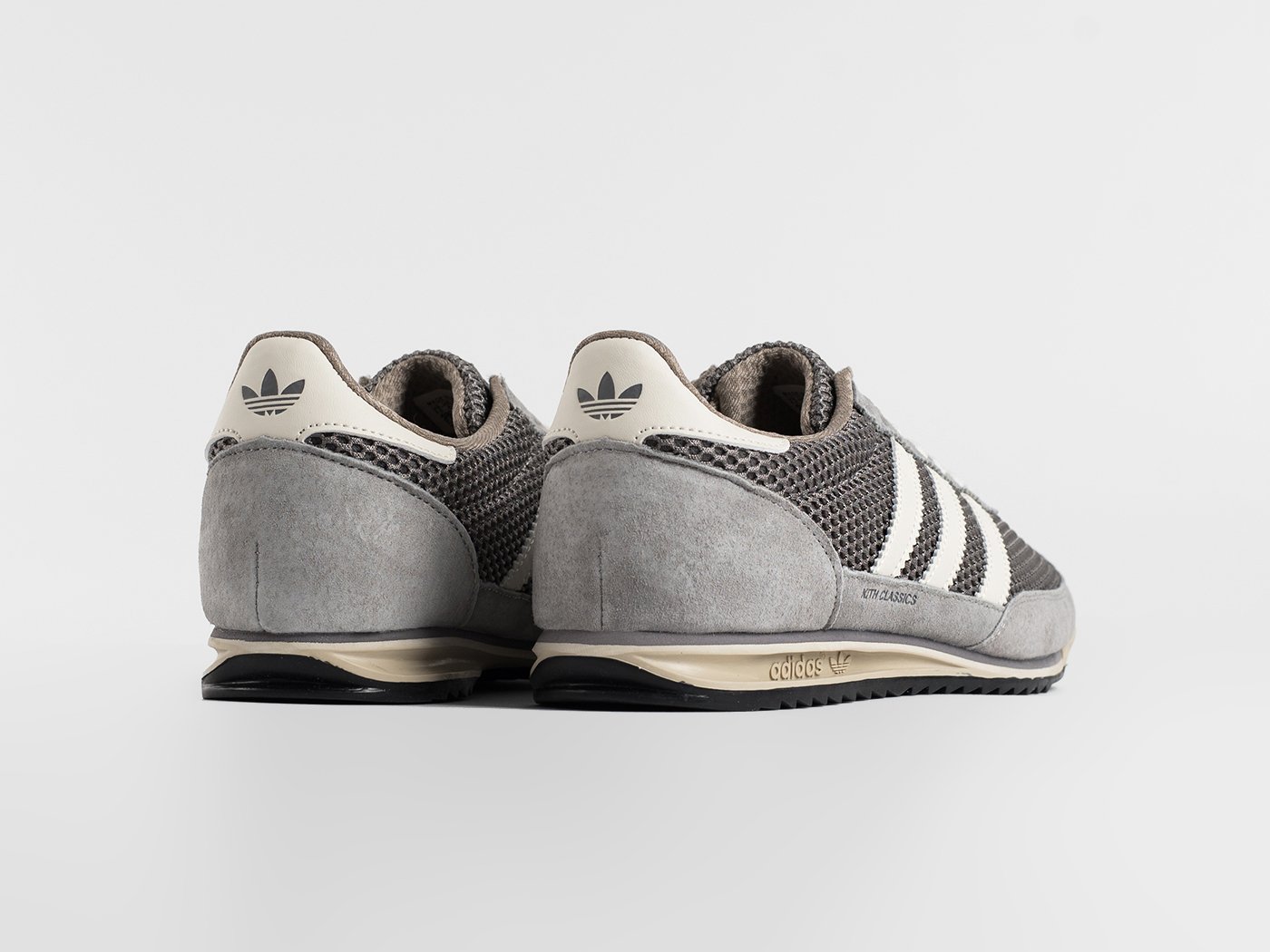 Кроссовки Wales Bonner X Adidas SL 76