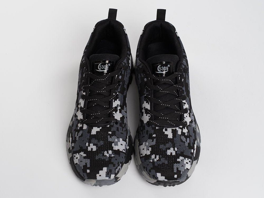 Кроссовки ONE