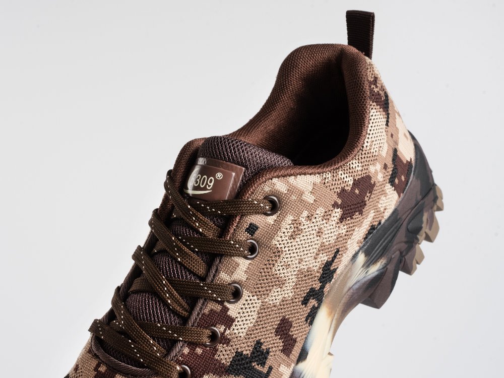 Кроссовки ONE