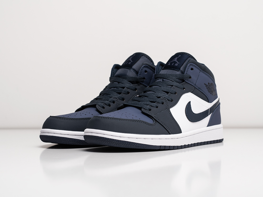 Кроссовки Nike Air Jordan 1 Mid