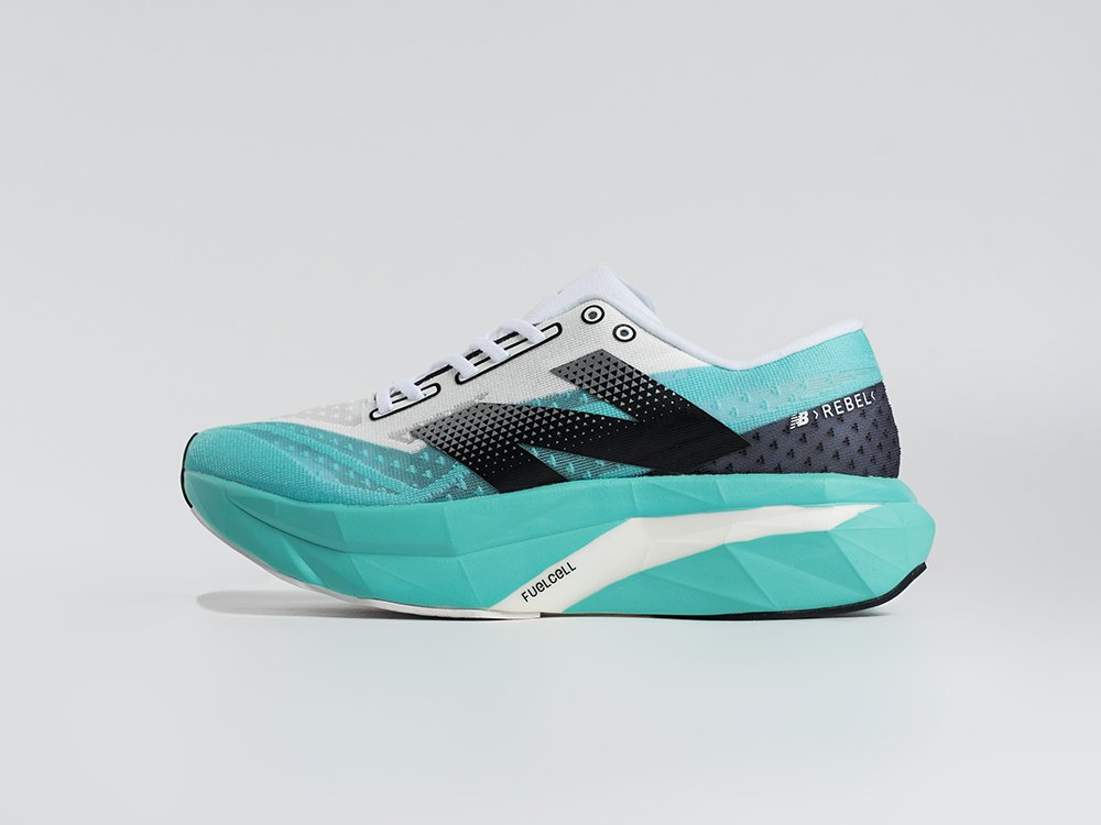 Кроссовки New Balance FuelCell Rebel V4