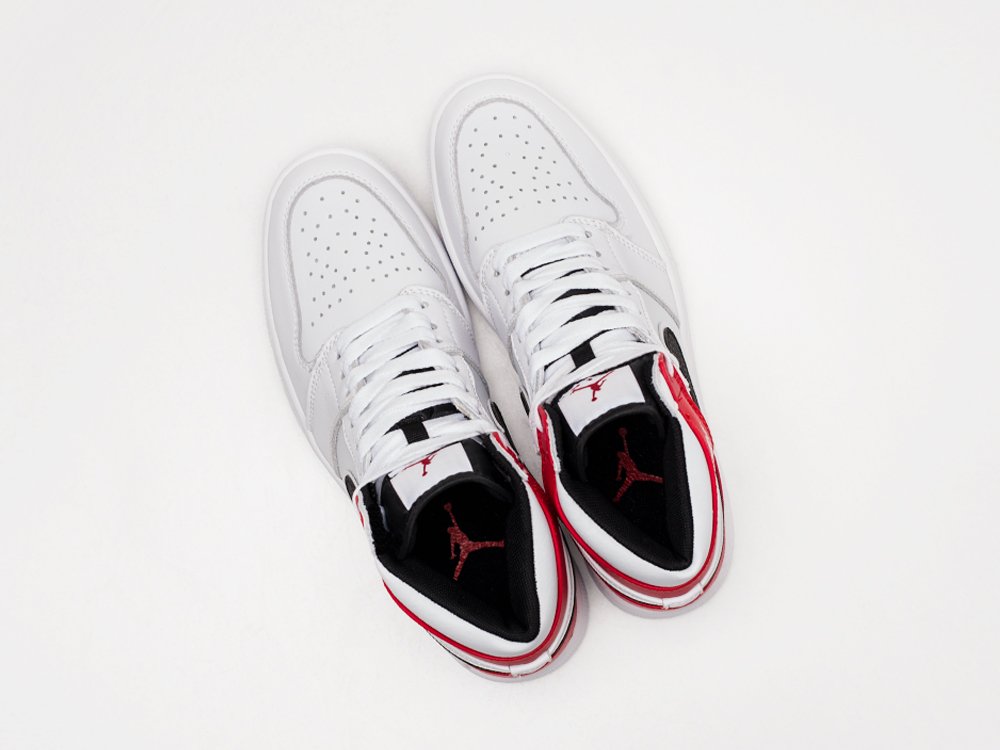 Кроссовки Nike Air Jordan 1 High