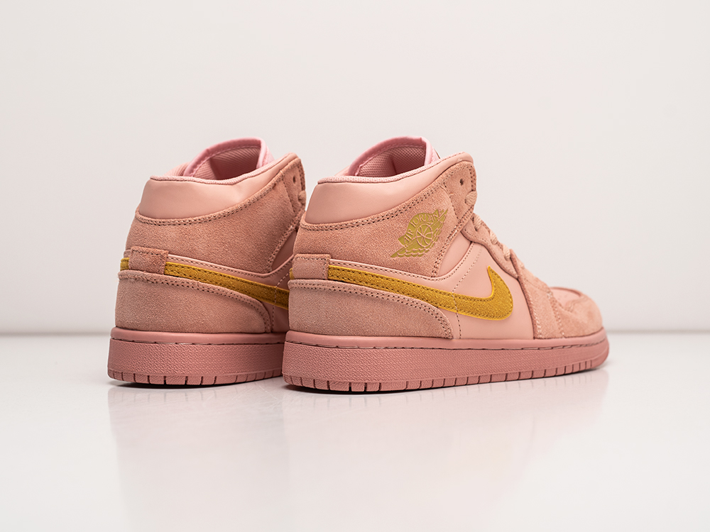 Кроссовки Nike Air Jordan 1 Mid