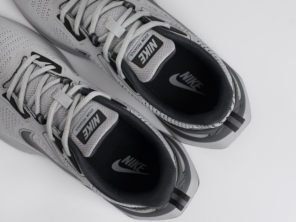 Кроссовки Nike