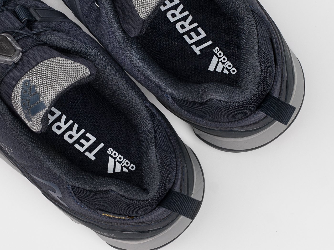 Кроссовки Adidas Terrex Swift R2 GTX