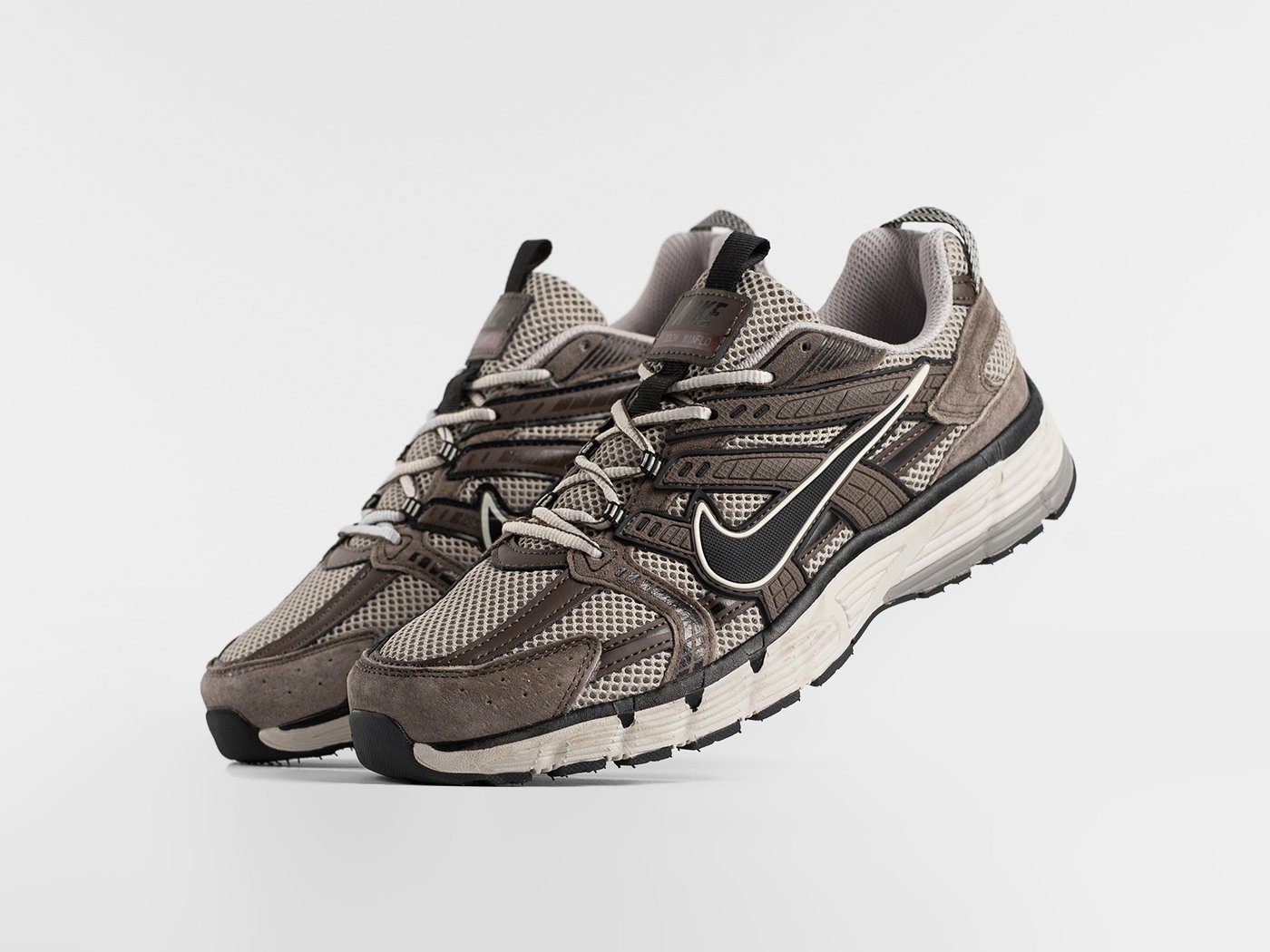 Кроссовки Nike P-6000