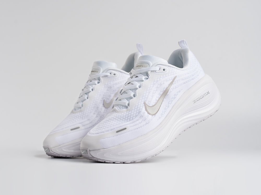 Кроссовки Nike Vomero 18