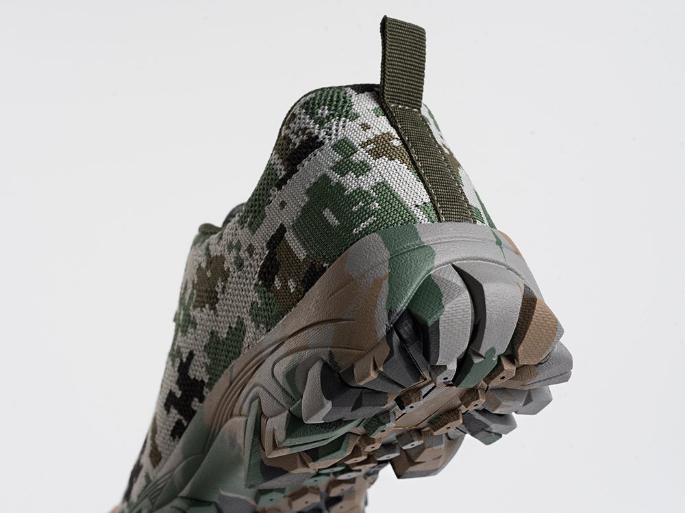 Кроссовки ONE