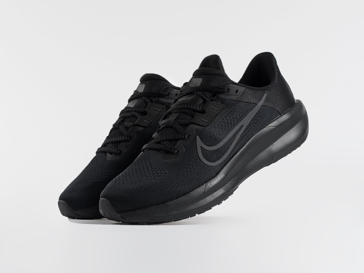 Кроссовки Nike