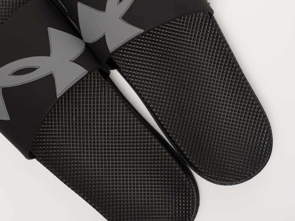 Сланцы Under Armour
