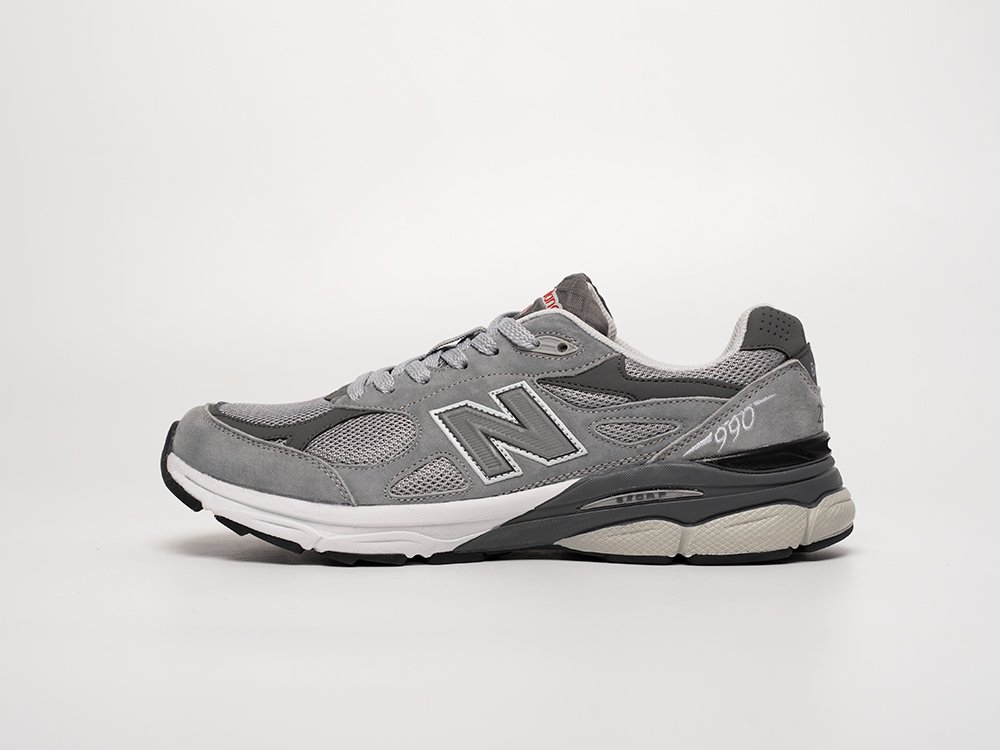 Кроссовки New Balance 990 v3